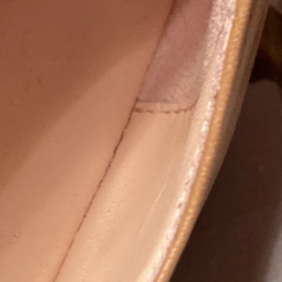 Taryn Rose camel leather wedge heel shoes Size 9 EUC - Picture 11 of 11